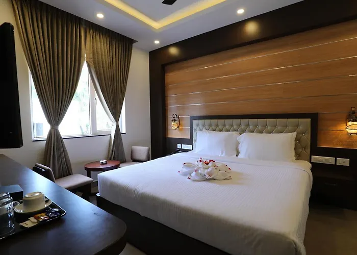 Mayuraa Residency